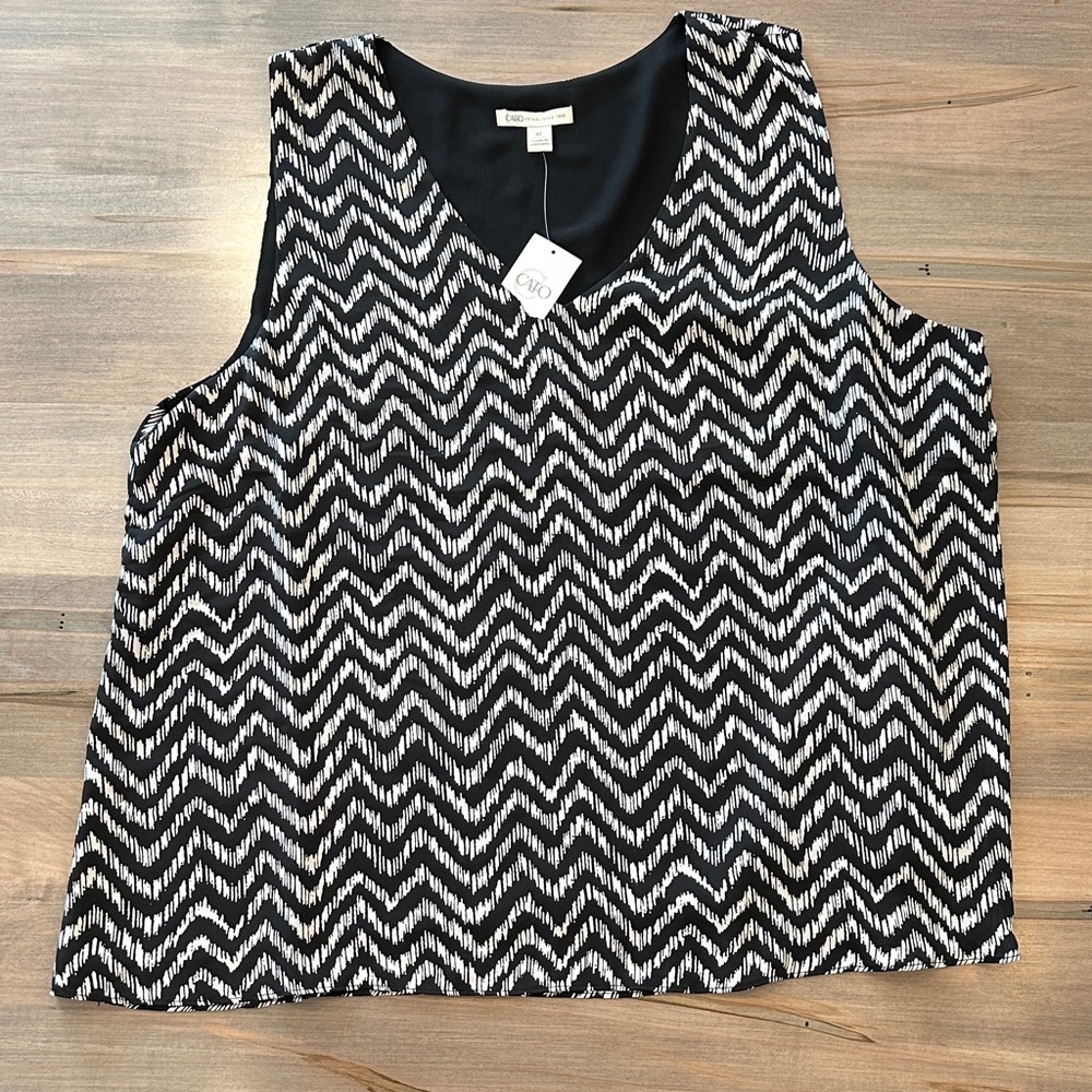 Cato NWT Black and White Chevron Blouse